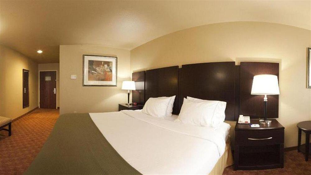 Holiday Inn Express Hotel & Suites Muskogee By Ihg Eksteriør billede