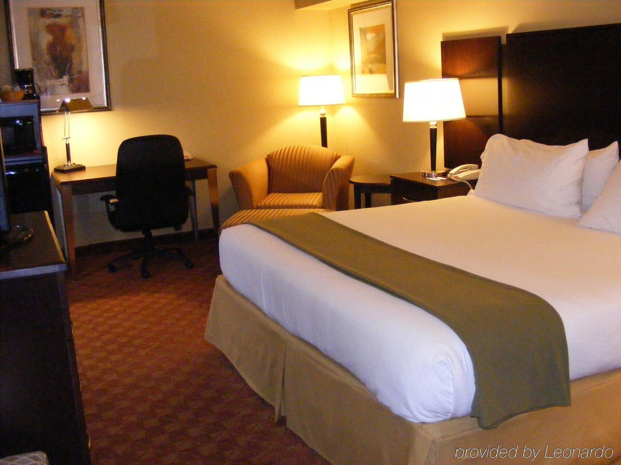 Holiday Inn Express Hotel & Suites Muskogee By Ihg Eksteriør billede
